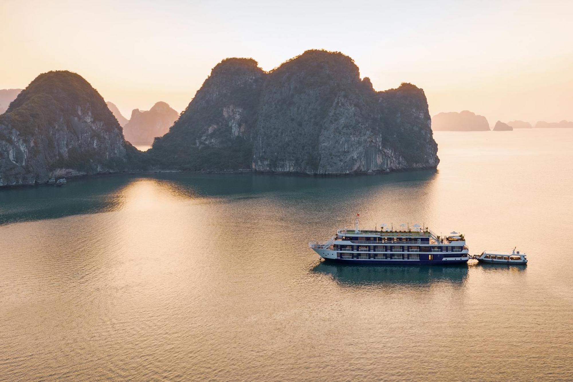Hotel Halong Dragon Bay Cruise Ha Long Exterior foto